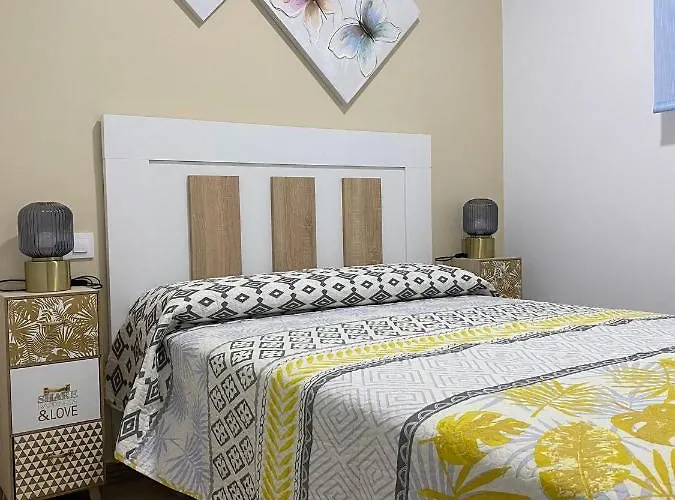 Conil - Casa Gallardo Cerca De La Playa Y Centro - Sólo Parejas O Familias Apartamento *